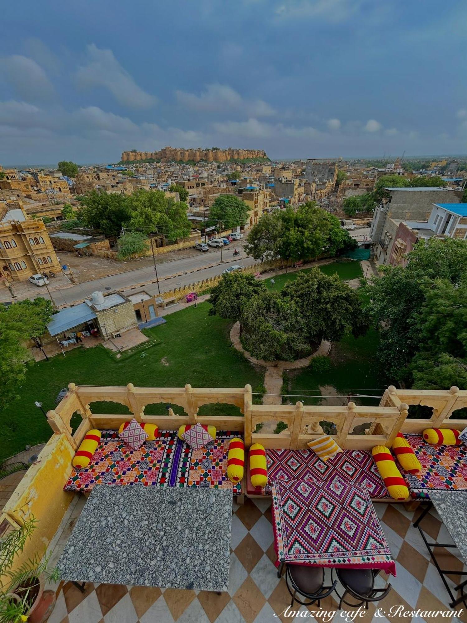 Hotel Amazing Джайсалмер Екстер'єр фото