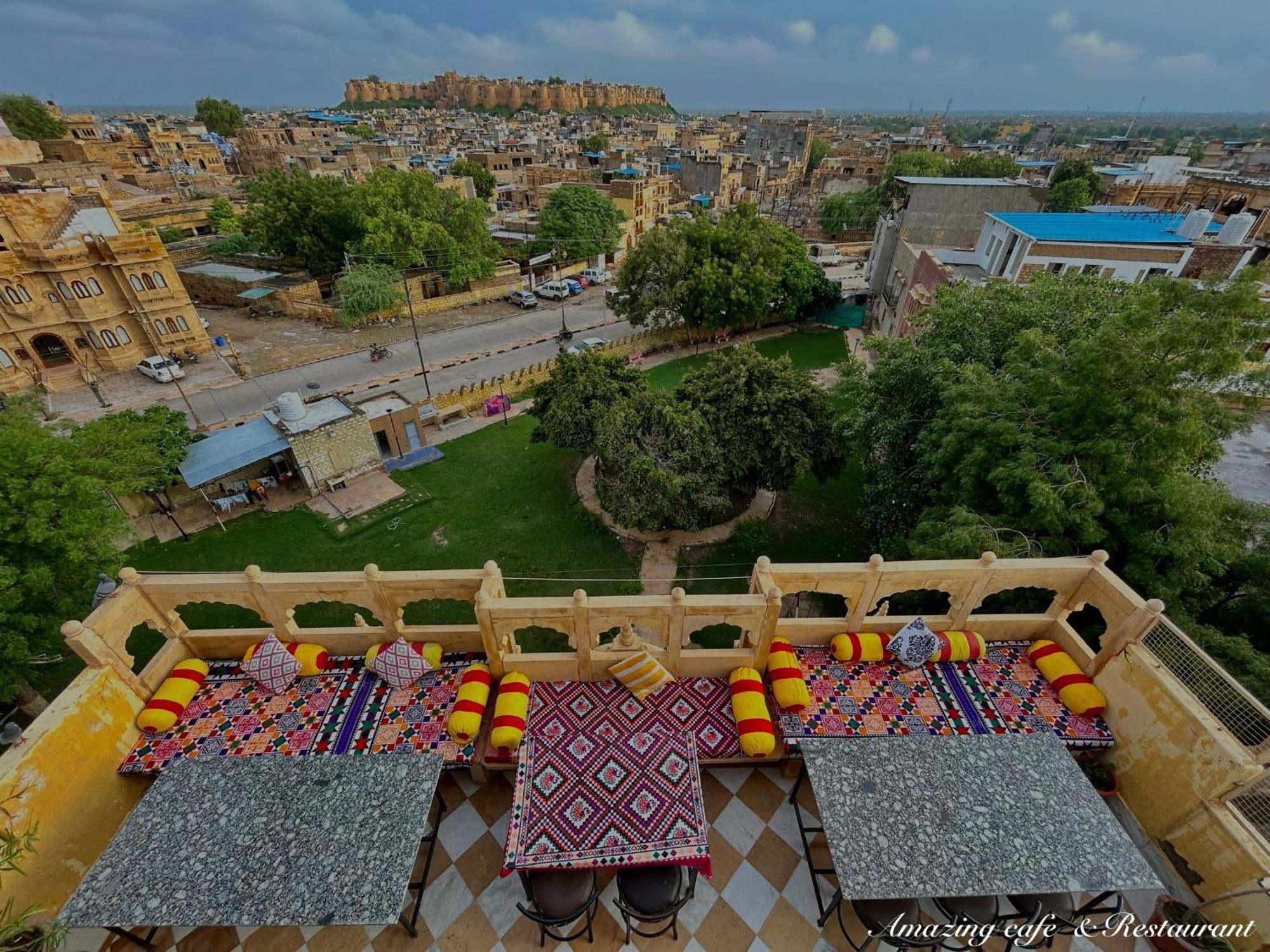 Hotel Amazing Джайсалмер Екстер'єр фото